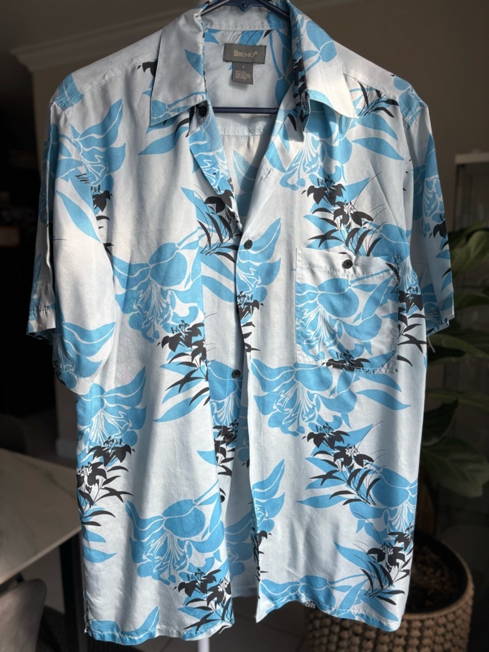 Bruno Light Blue Floral Short-Sleeve Silk Shirt Sz S